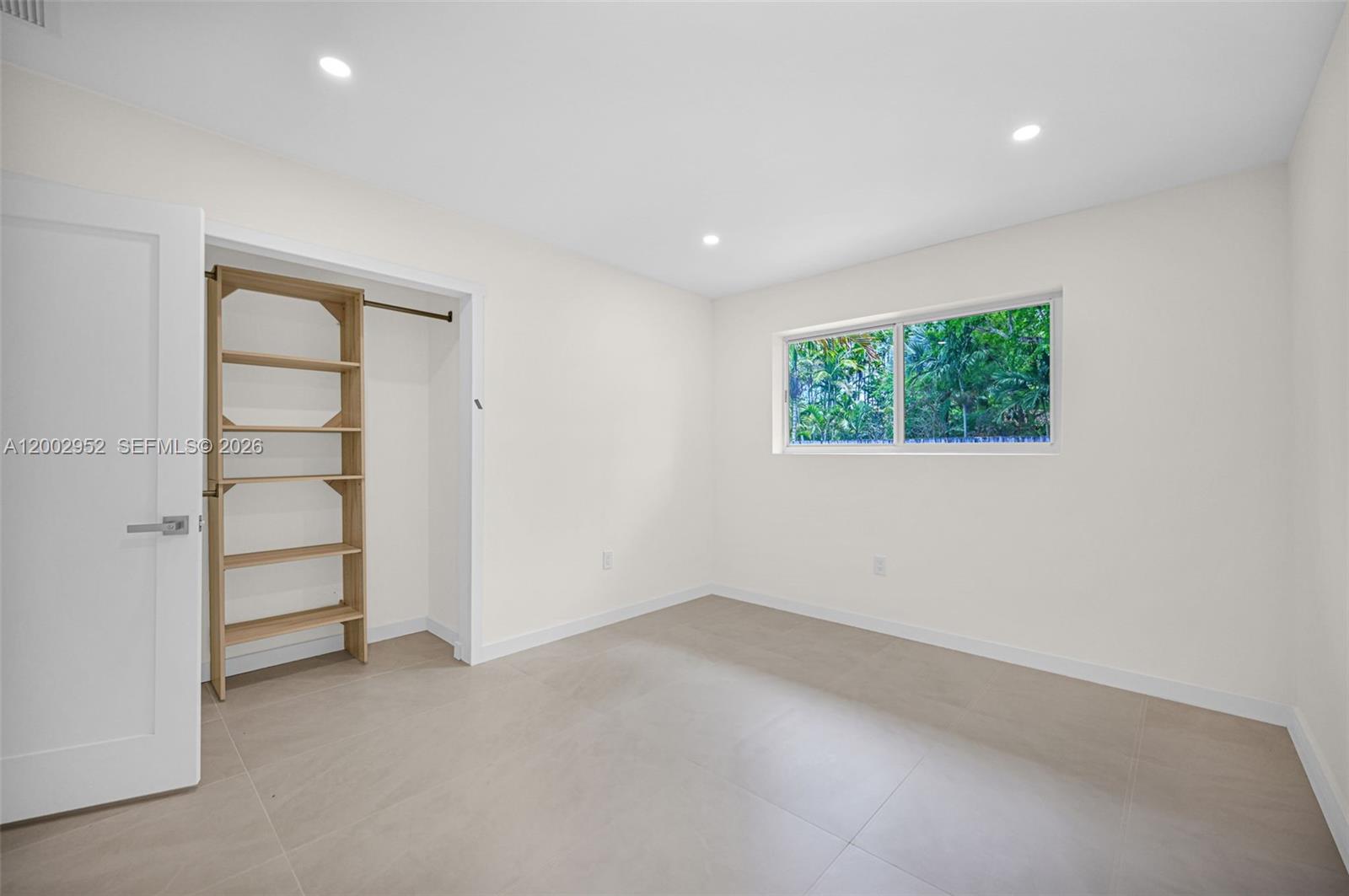 SUN CORAL HGTS - Residential