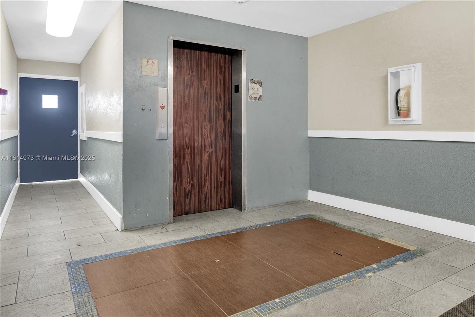 MONTECARLO CONDO - Residential