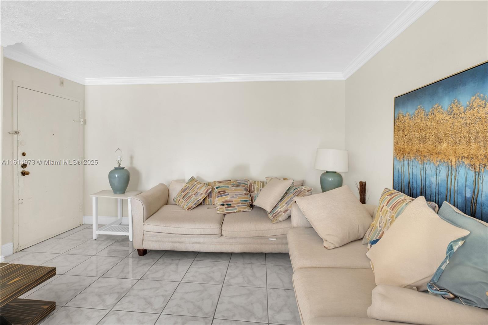 **Investment Opportunity** For Rent Immediately .Welcome to this stunning 2 bedroom, 2 bathroom condo in the heart of Miami! This beautiful unit features a spacious 1 car garage, pool, granite counters, stainless steel appliances, and tile flooring throughout. The current tenants have been living here for 5 years on a month-to-month lease, paying $2,300 monthly. This condo is not only an excellent choice for living, but also a great opportunity for investors. The location of this property makes it ideal for those looking to be in the heart of Miami has to offer.
HOA fee is $826 monthly and includes water, pest control, and trash collection.
The condo does not have any speciall assesment. It was collected last year
The Bldg is in the middle of 50 year recertification.