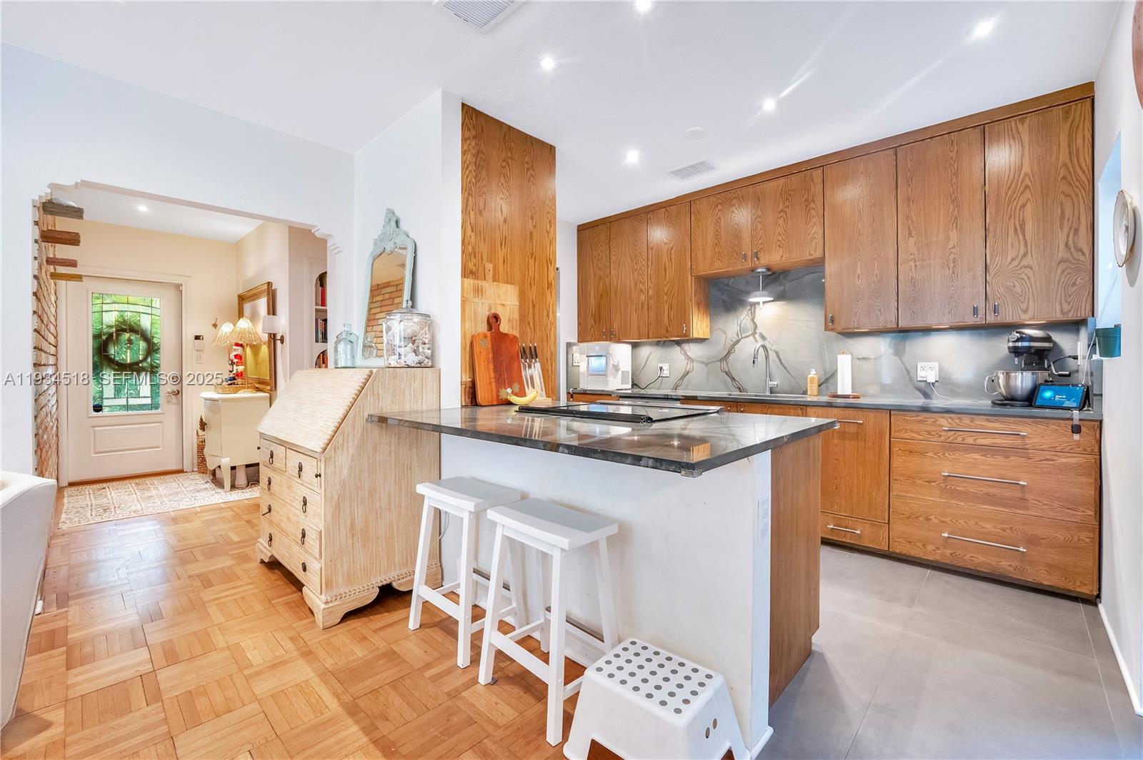 KING PARK - Residential