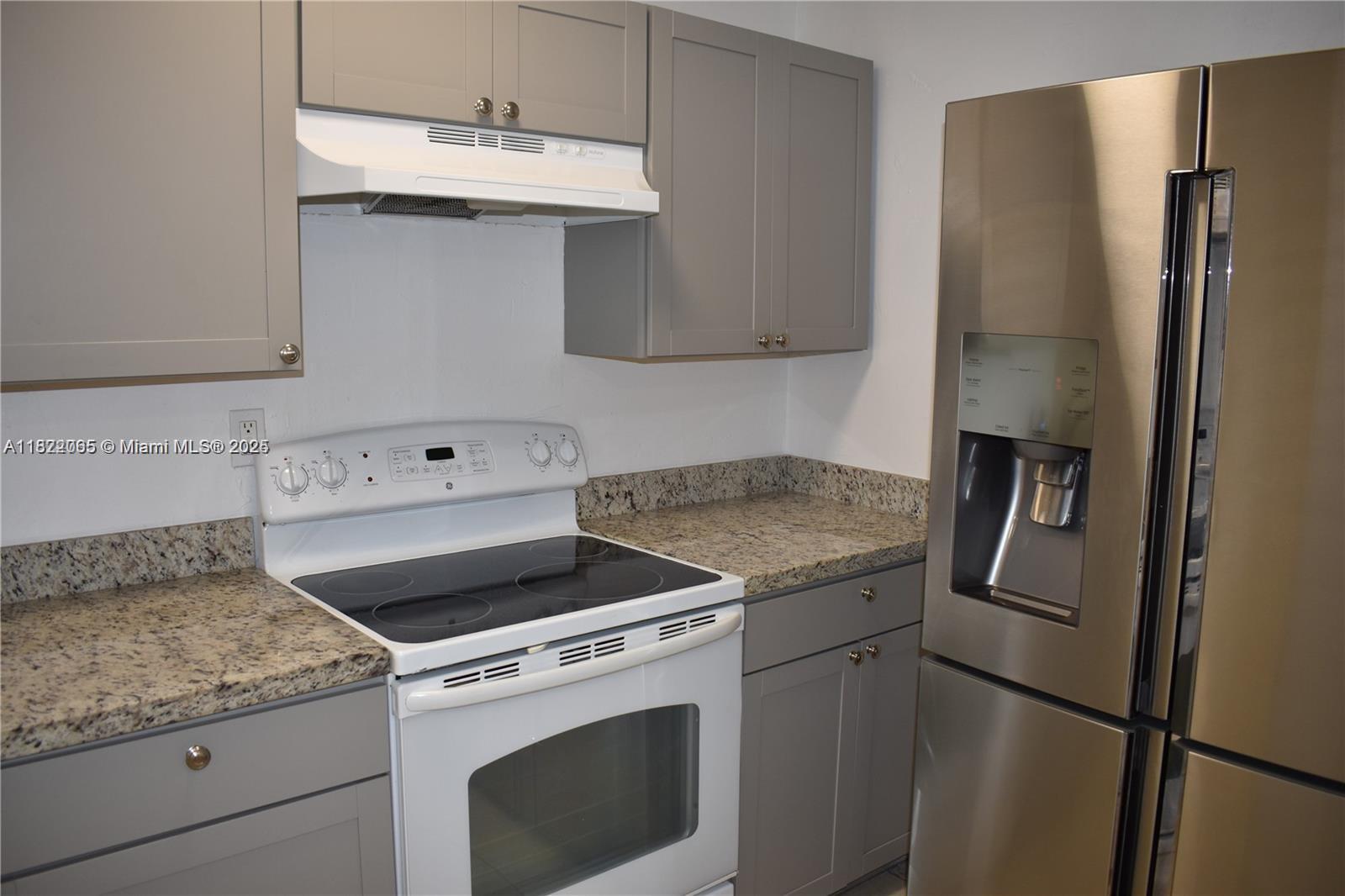 Rental Property at 2300 Superior St 2, Opa-Locka, Miami-Dade County, Florida - Bedrooms: 1 
Bathrooms: 1  - $1,500 MO.