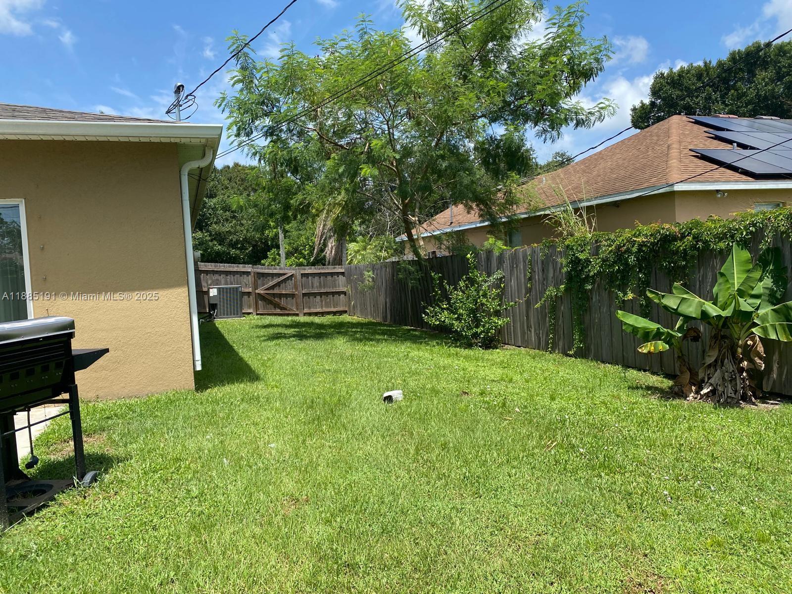 PORT ST LUCIE SECTION 8 - Residential
