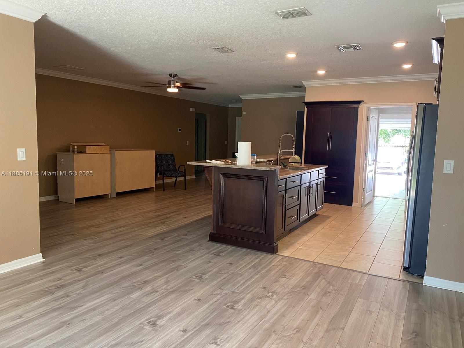 PORT ST LUCIE SECTION 8 - Residential