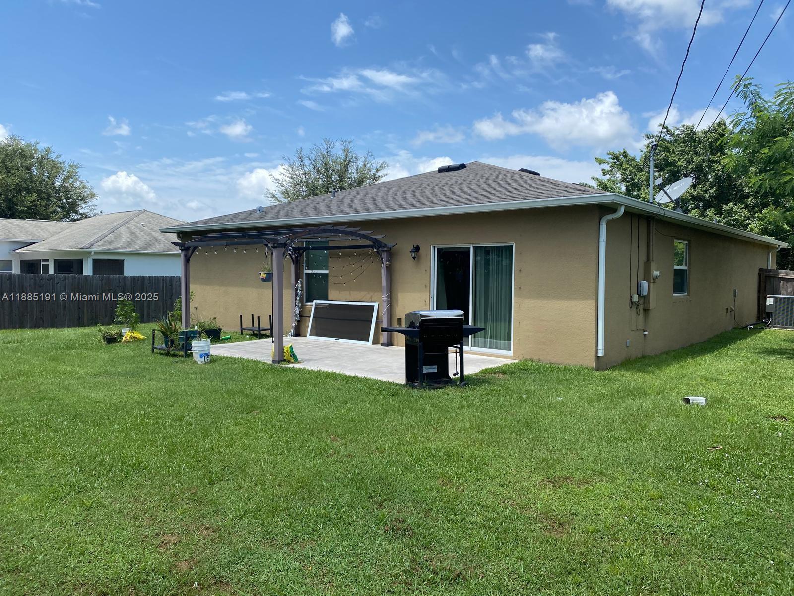 PORT ST LUCIE SECTION 8 - Residential