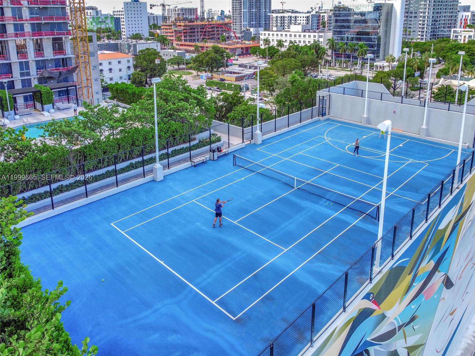 PARAISO BAYVIEWS CONDO - Residential