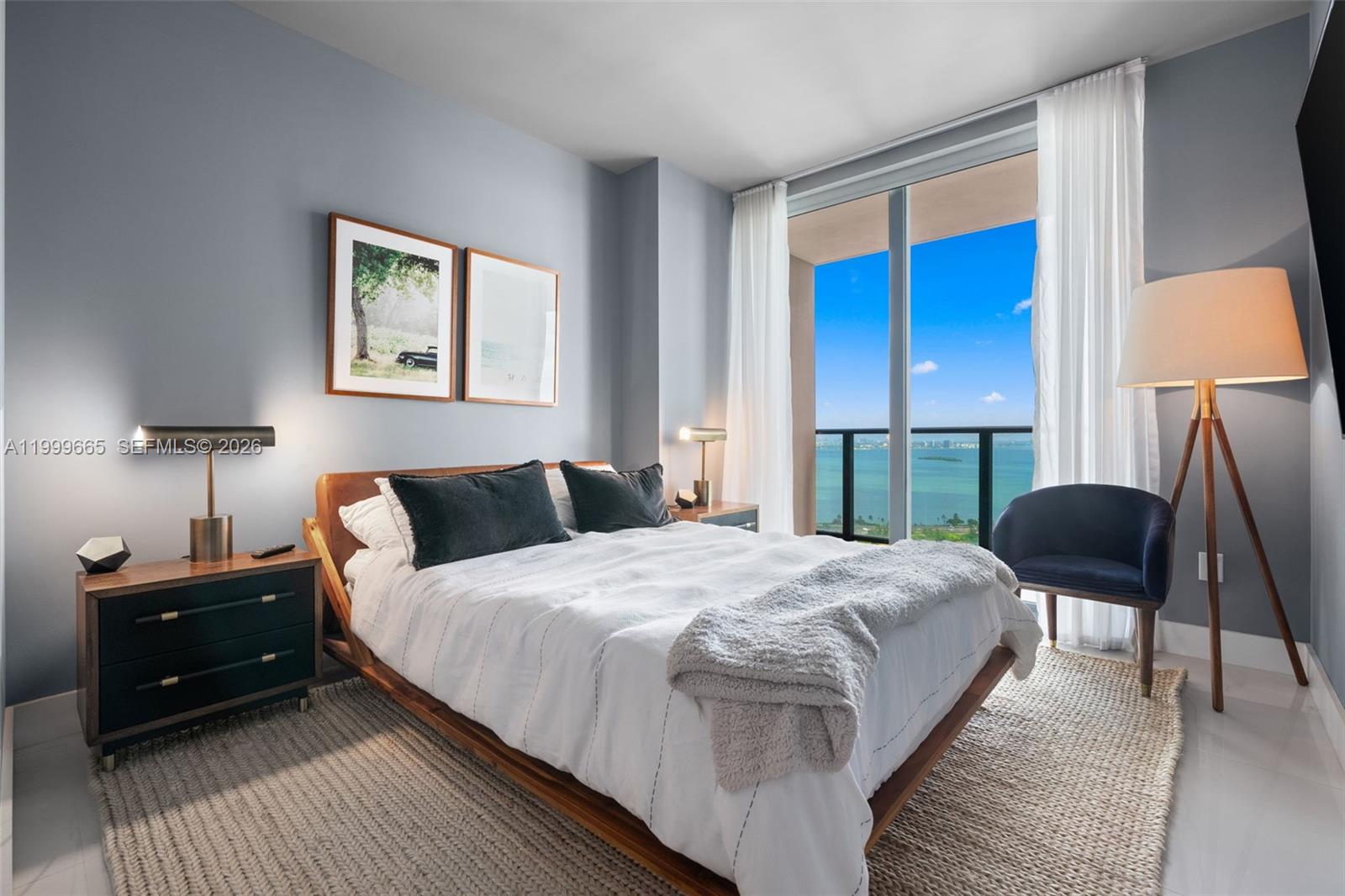 PARAISO BAYVIEWS CONDO - Residential