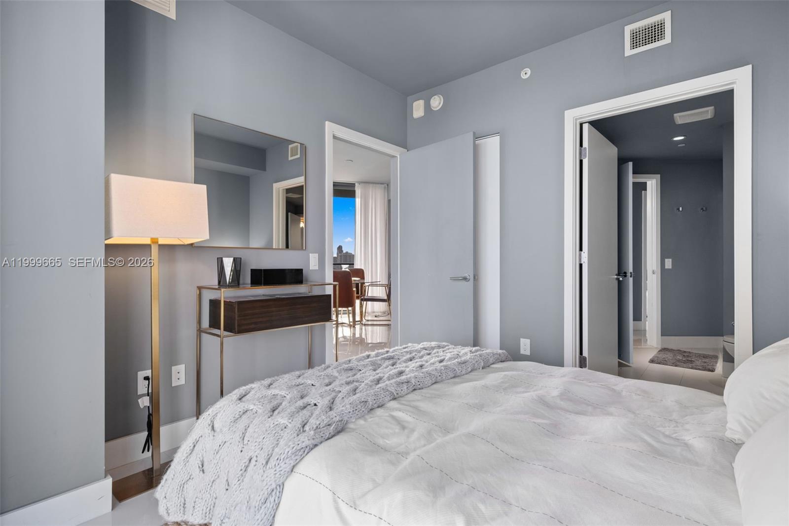 PARAISO BAYVIEWS CONDO - Residential