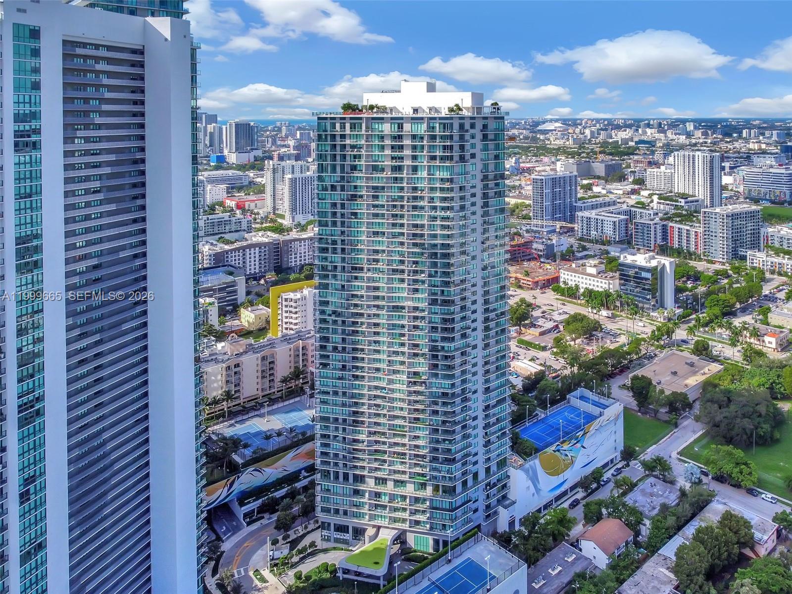 PARAISO BAYVIEWS CONDO - Residential