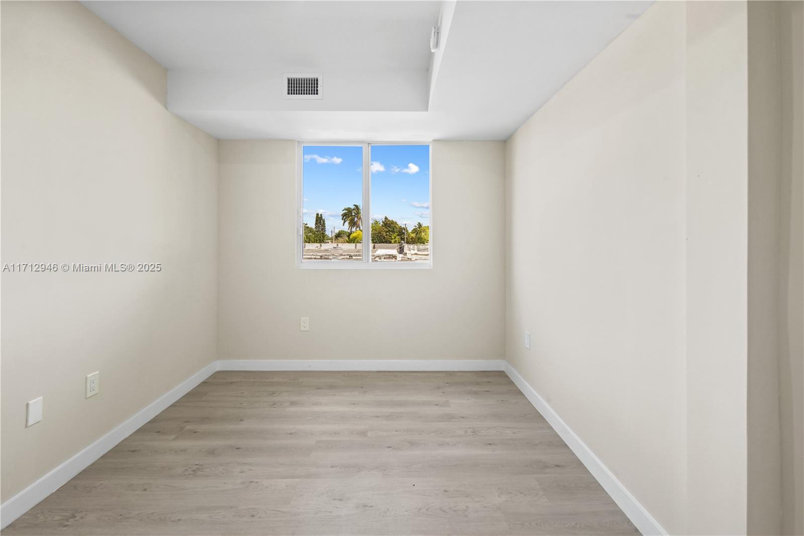 LITTLE RIVER GARDENS - Residential Lease