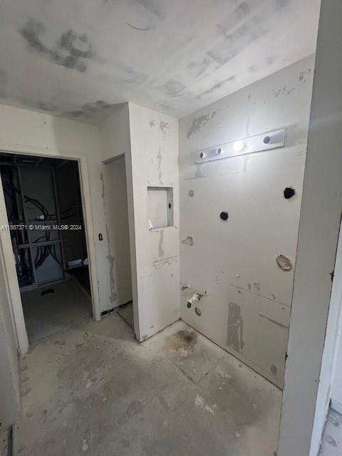 CAMBRIDGE AT CENTURY VILL - Residential