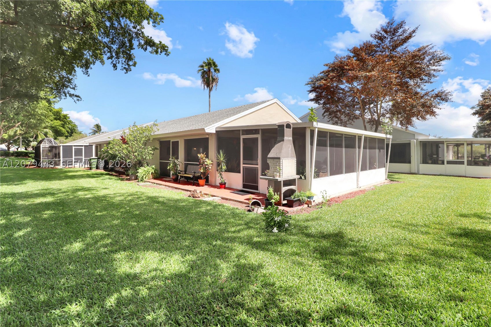 590 SE 19th Dr