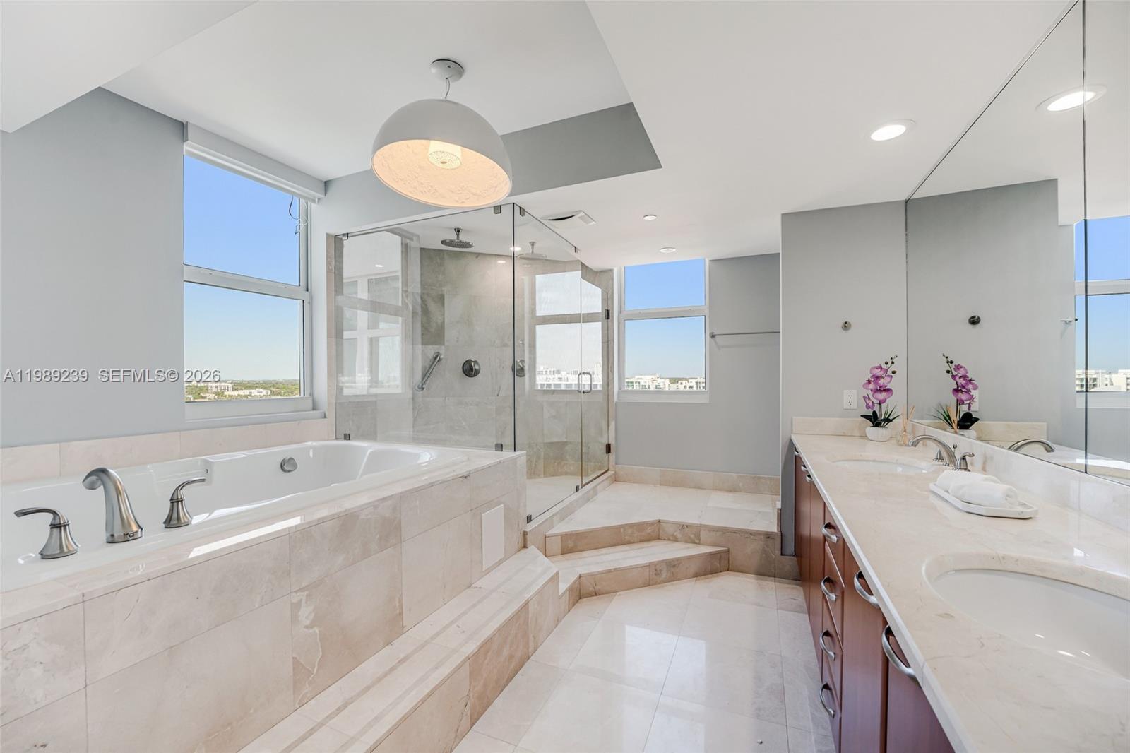 THE PENINSULA II CONDO - Residential