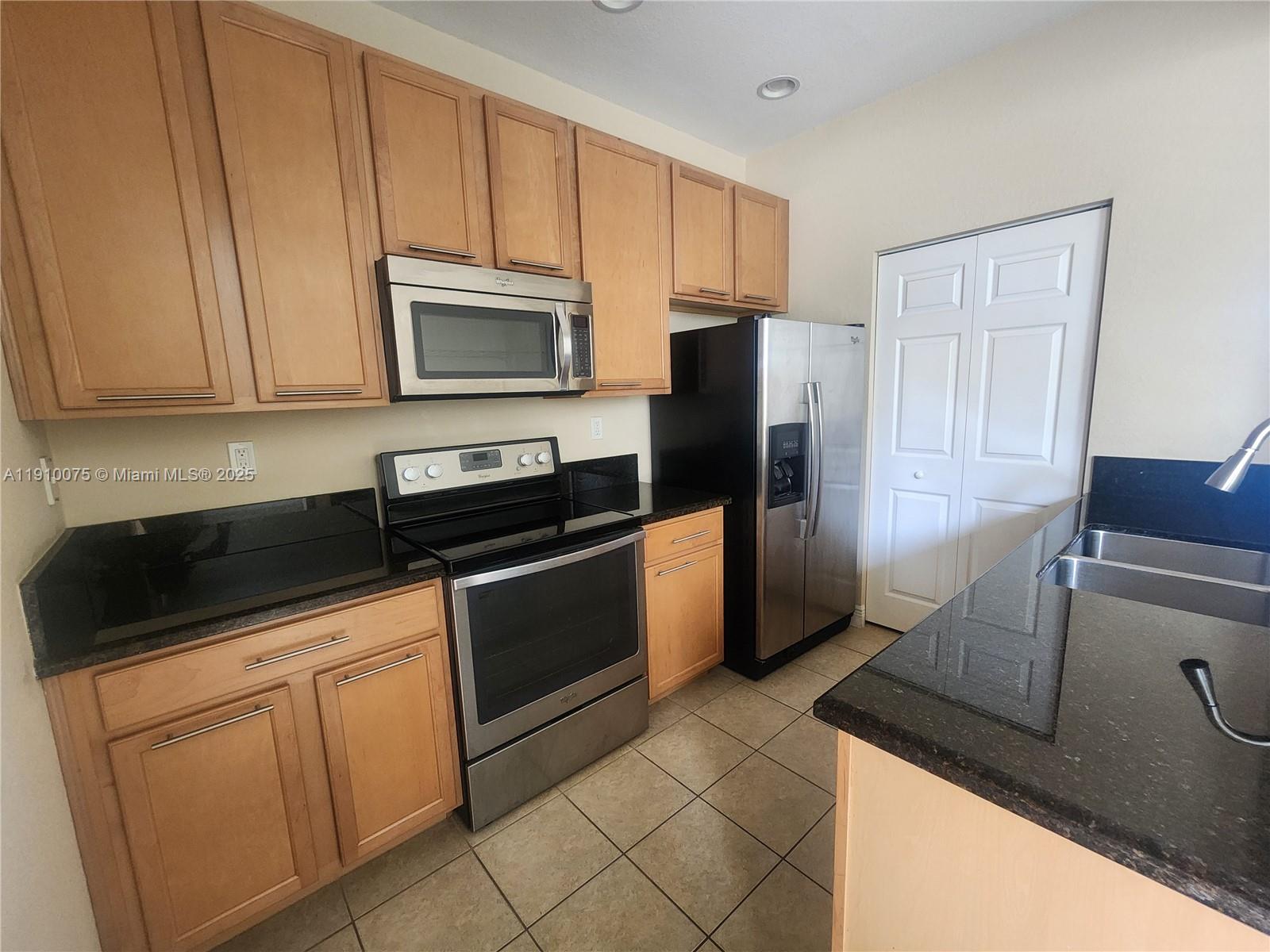 MEADOW PINES - Residential Lease