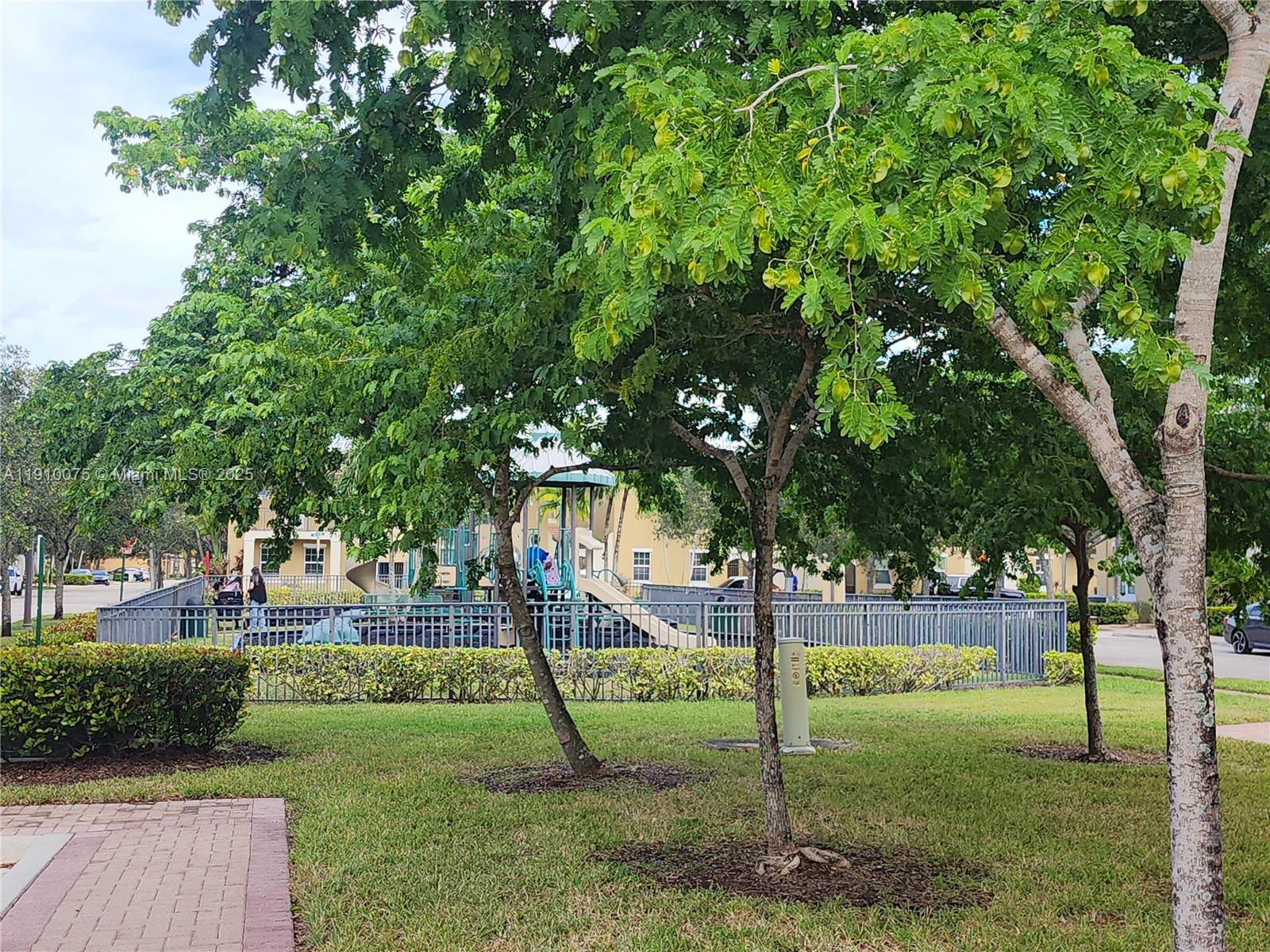 MEADOW PINES - Residential Lease