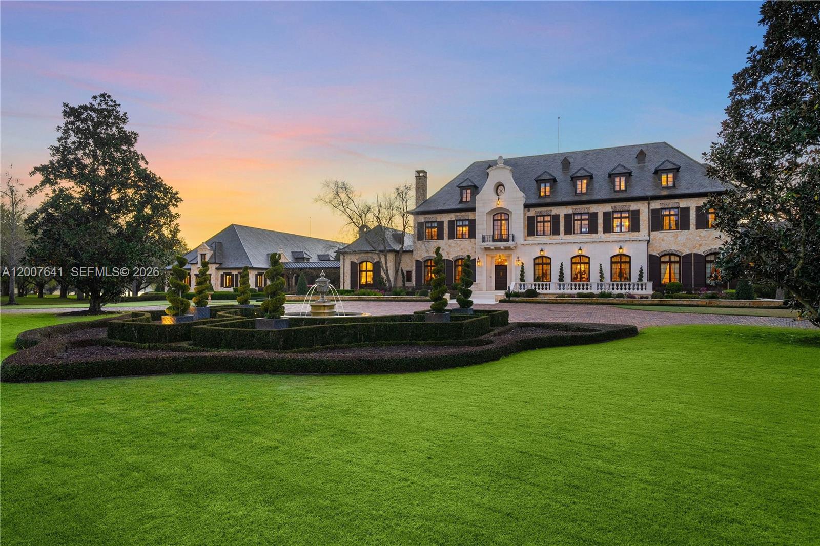 Lakt Thonotossasa - Residential