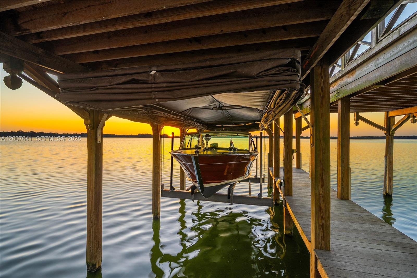 Lakt Thonotossasa - Residential