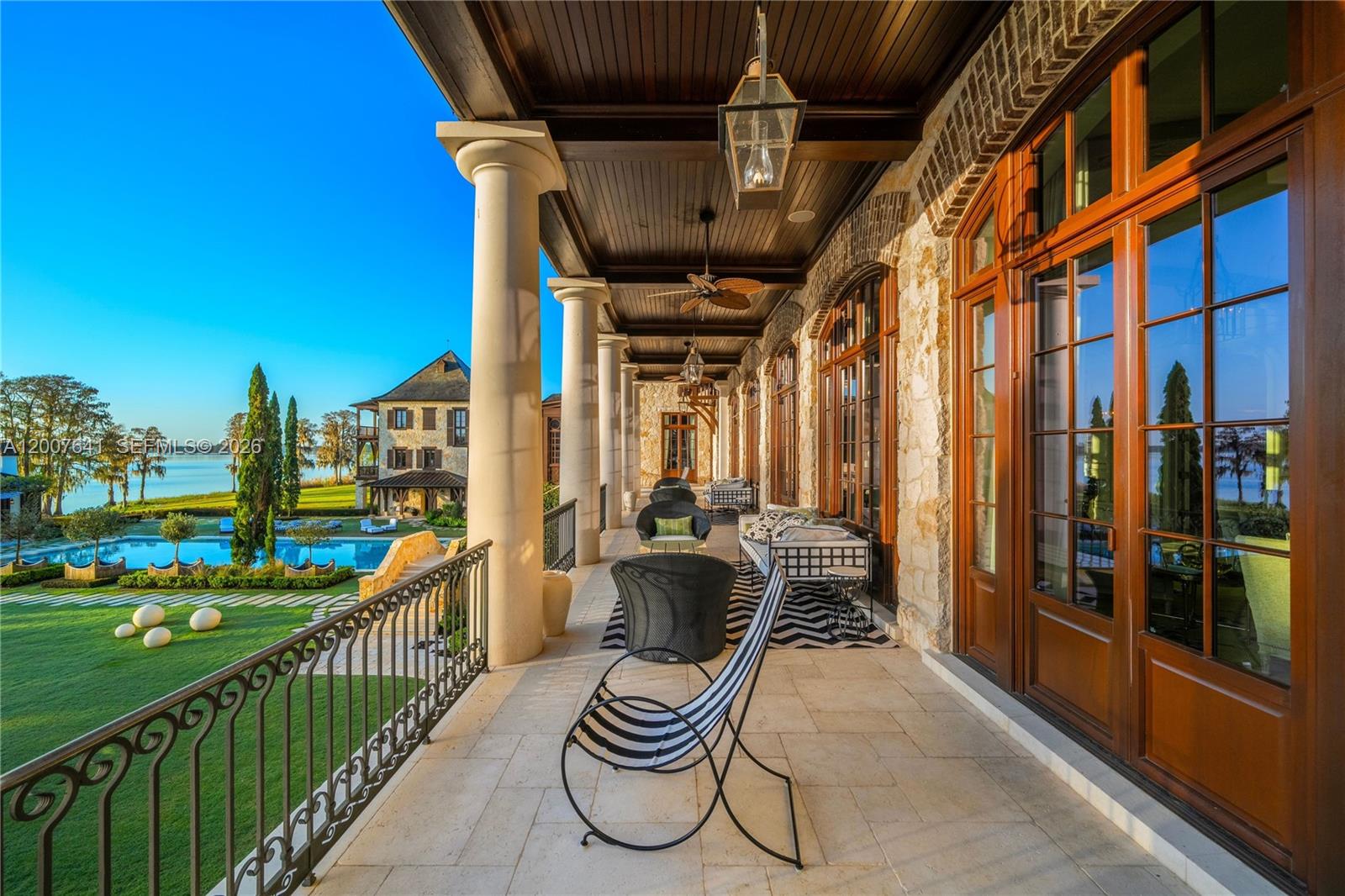 Lakt Thonotossasa - Residential