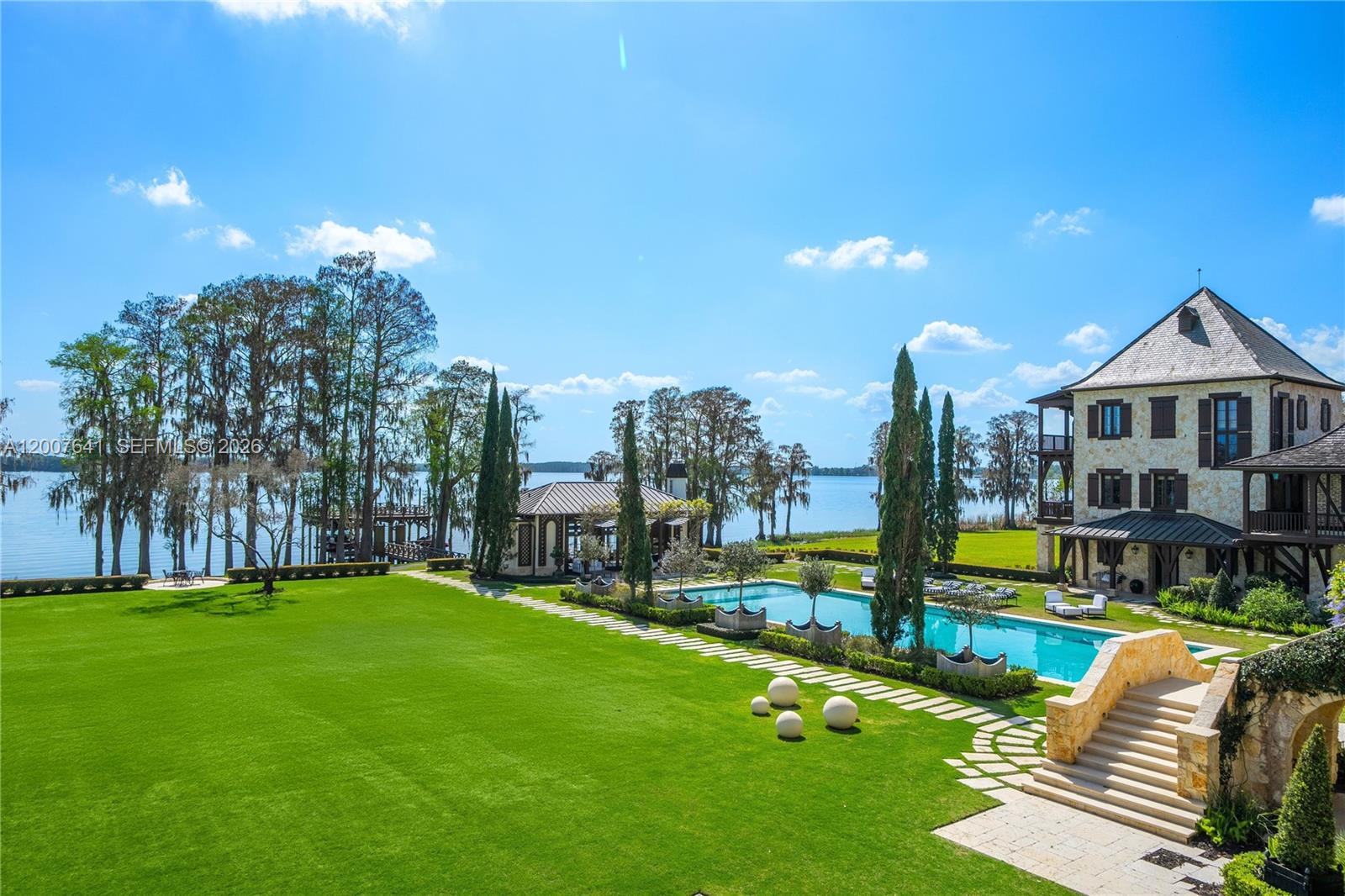 Lakt Thonotossasa - Residential