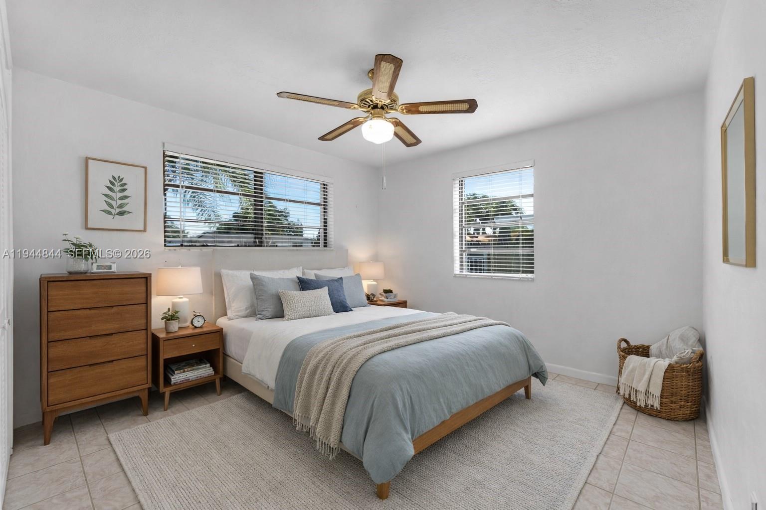 HOMESTEAD LAKE PK HOMES 1 - Residential