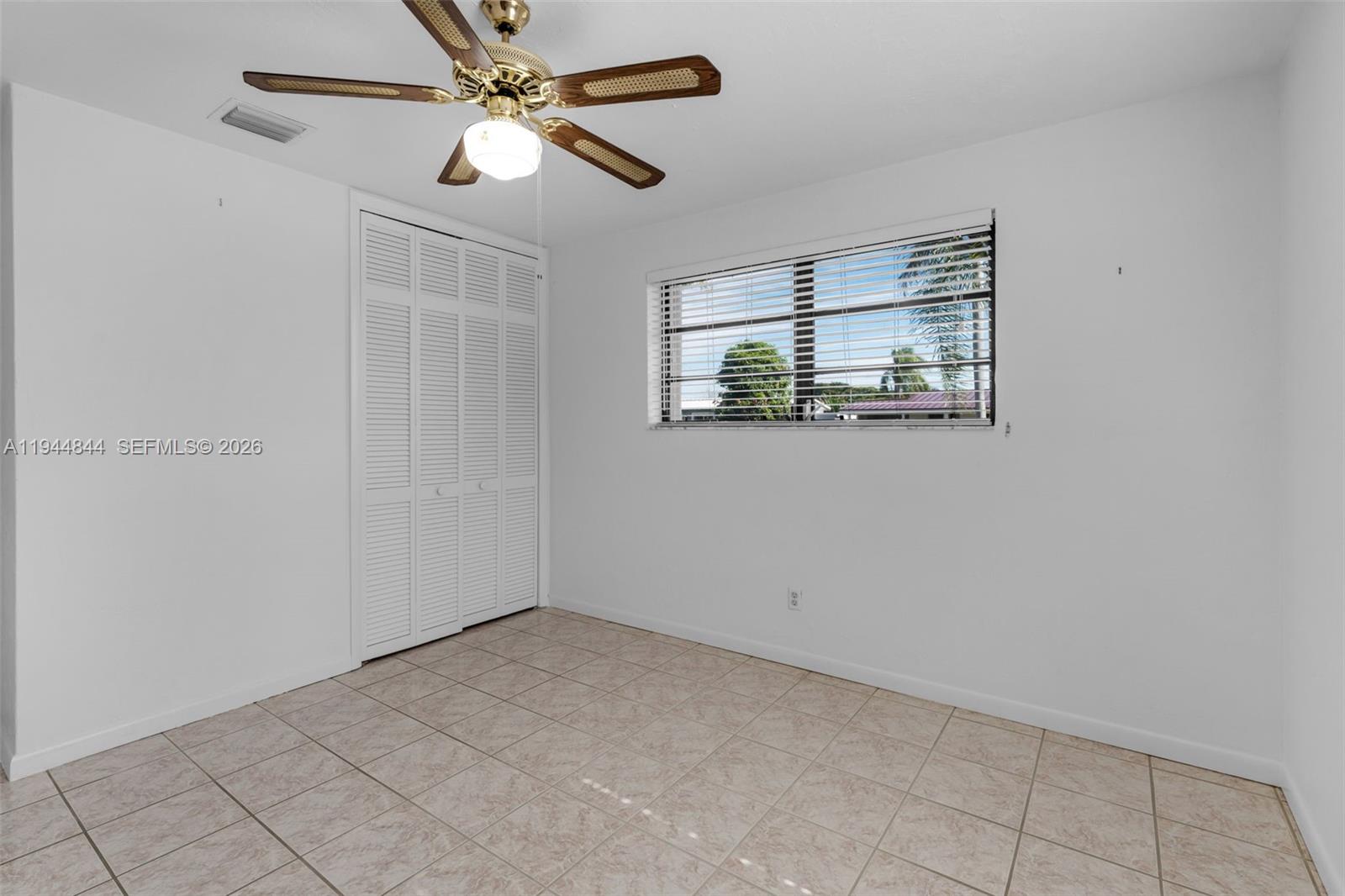 HOMESTEAD LAKE PK HOMES 1 - Residential