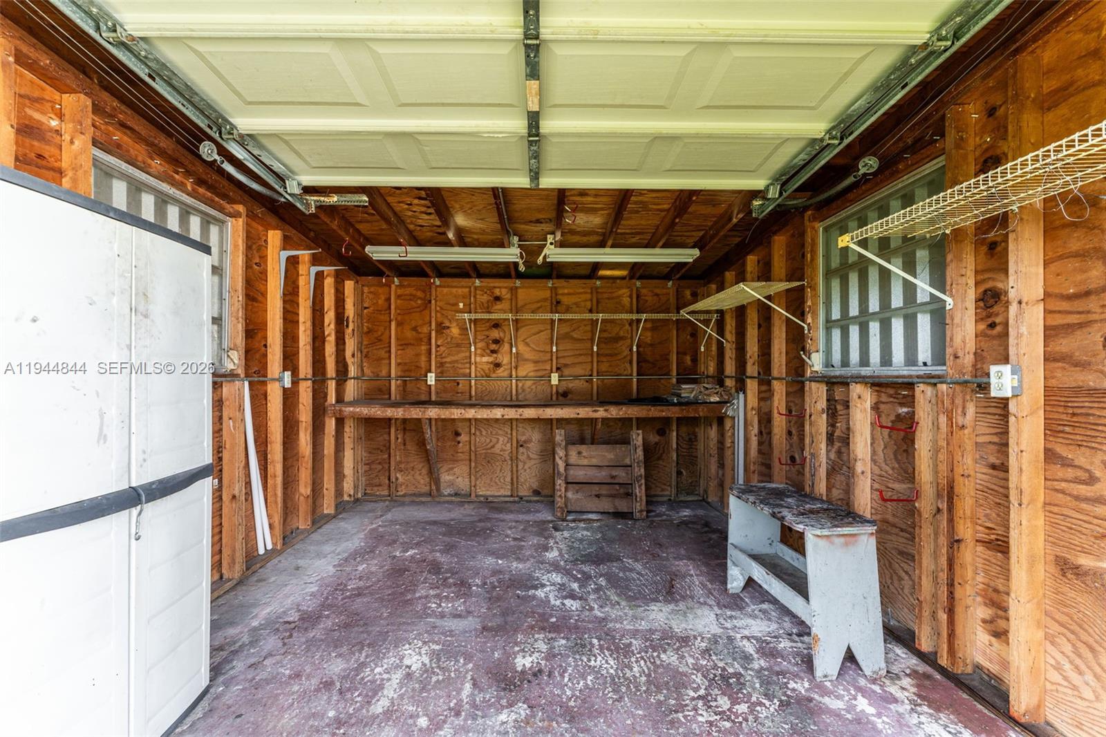 HOMESTEAD LAKE PK HOMES 1 - Residential