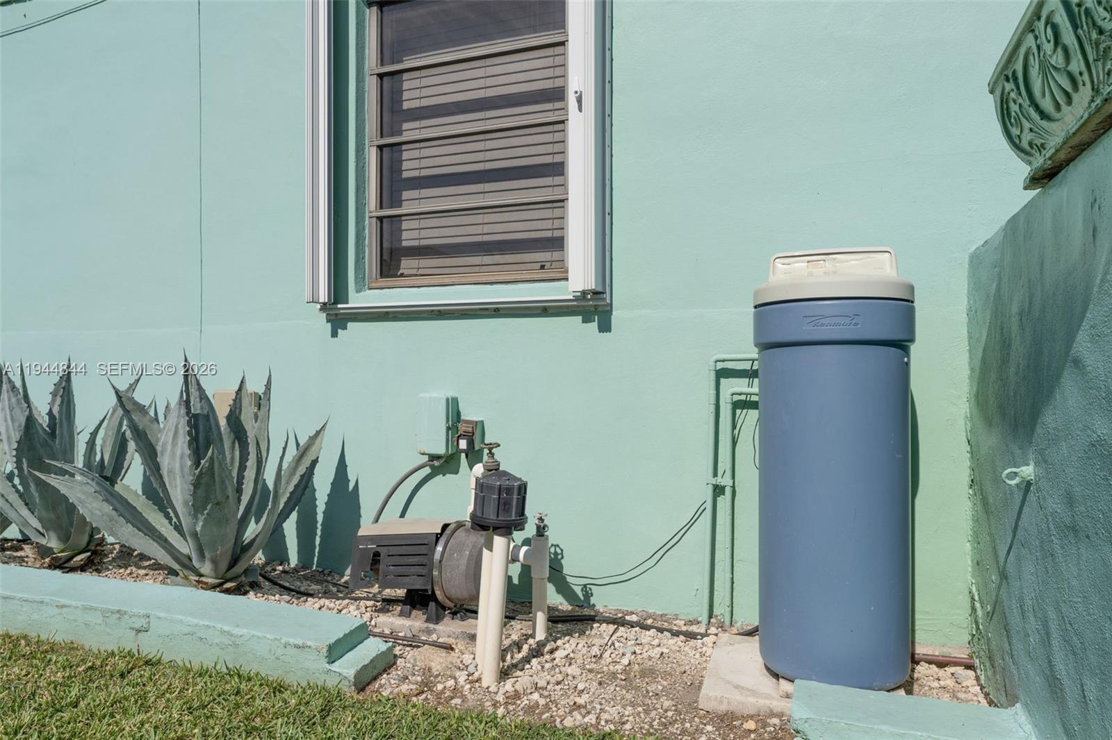 HOMESTEAD LAKE PK HOMES 1 - Residential