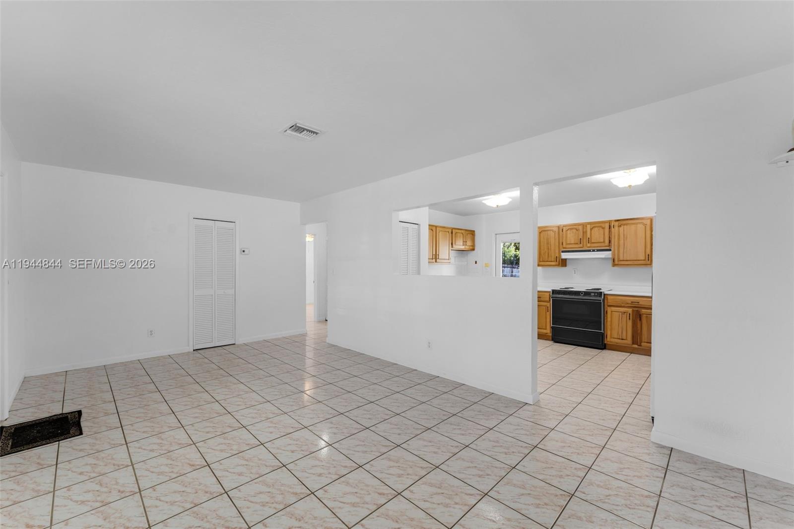 HOMESTEAD LAKE PK HOMES 1 - Residential