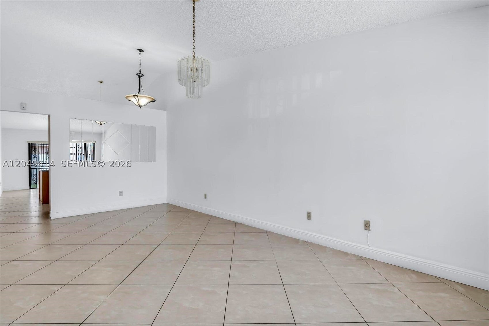 8871 NW 114th St