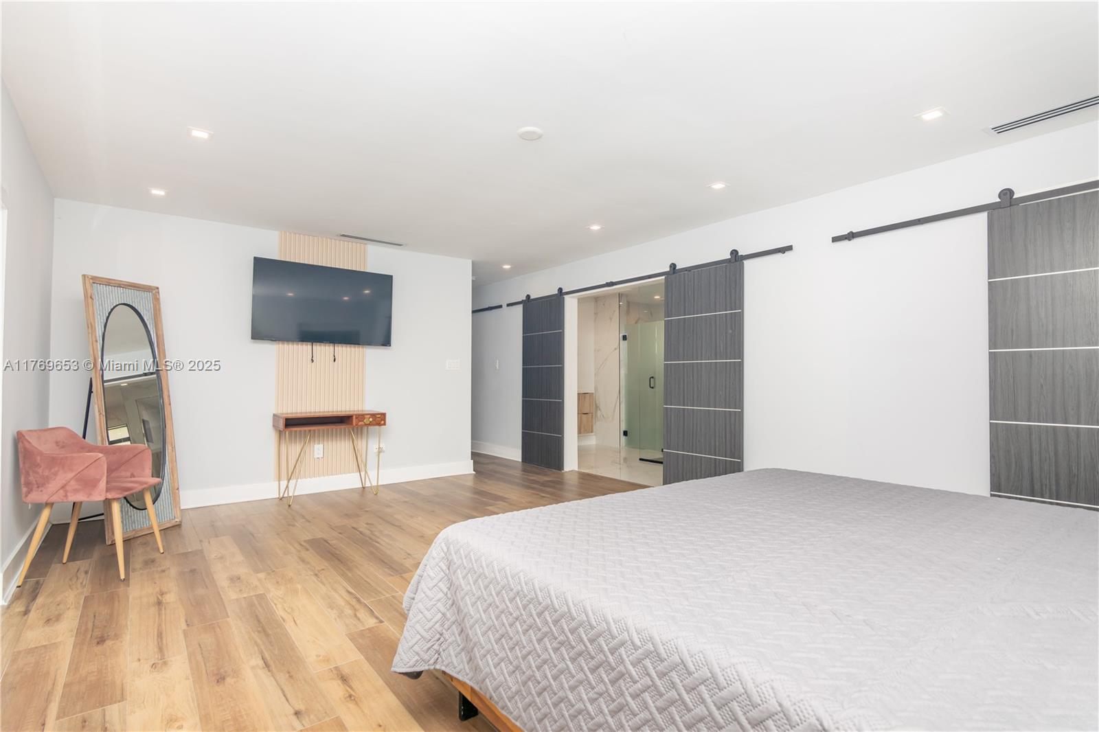 J G HEADS FARMS UNIT A - Residential