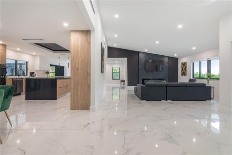 3850 SW 130th Ave Miami FL 33175