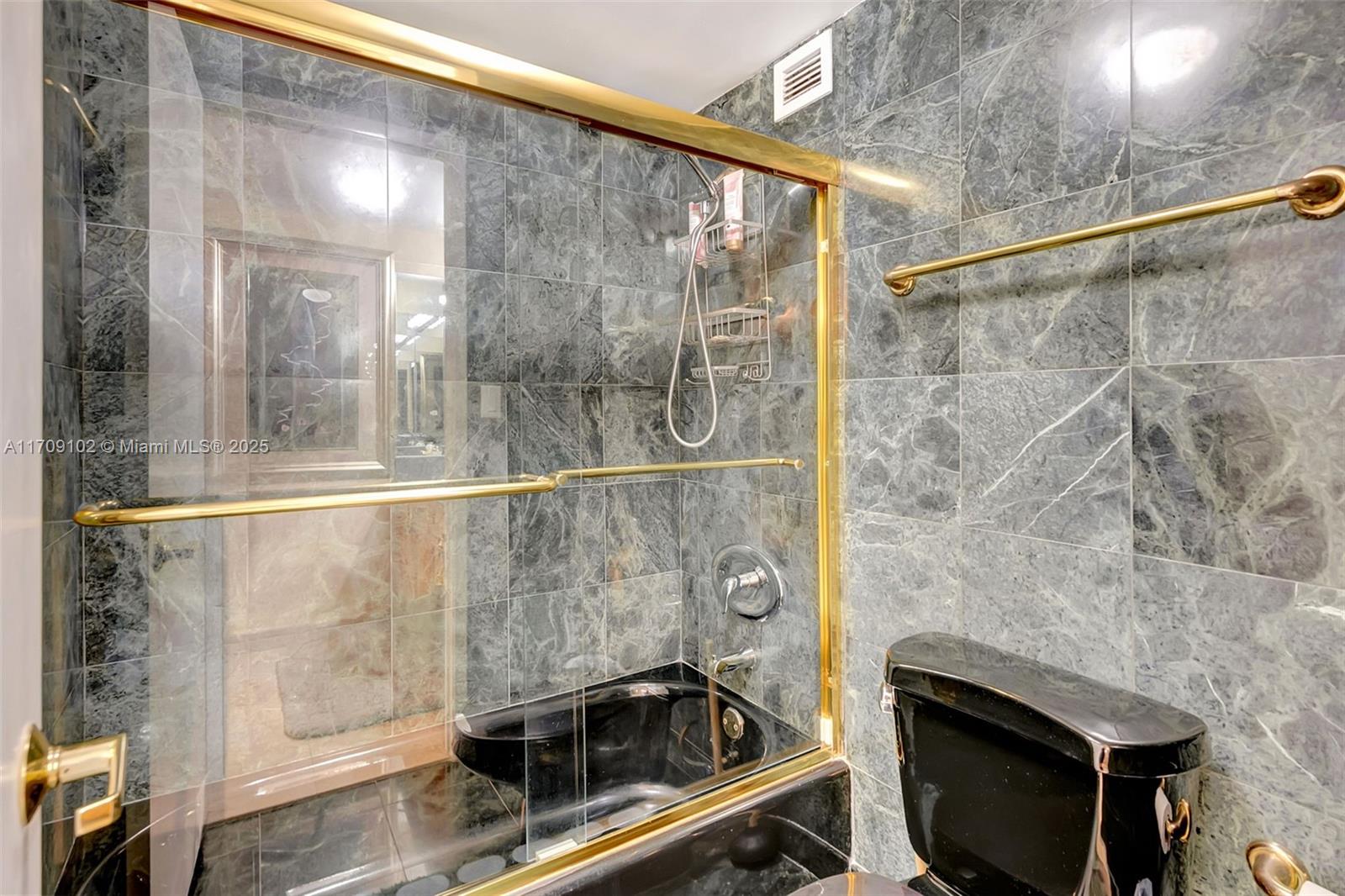 RONEY PALACE CONDO - Residential Lease