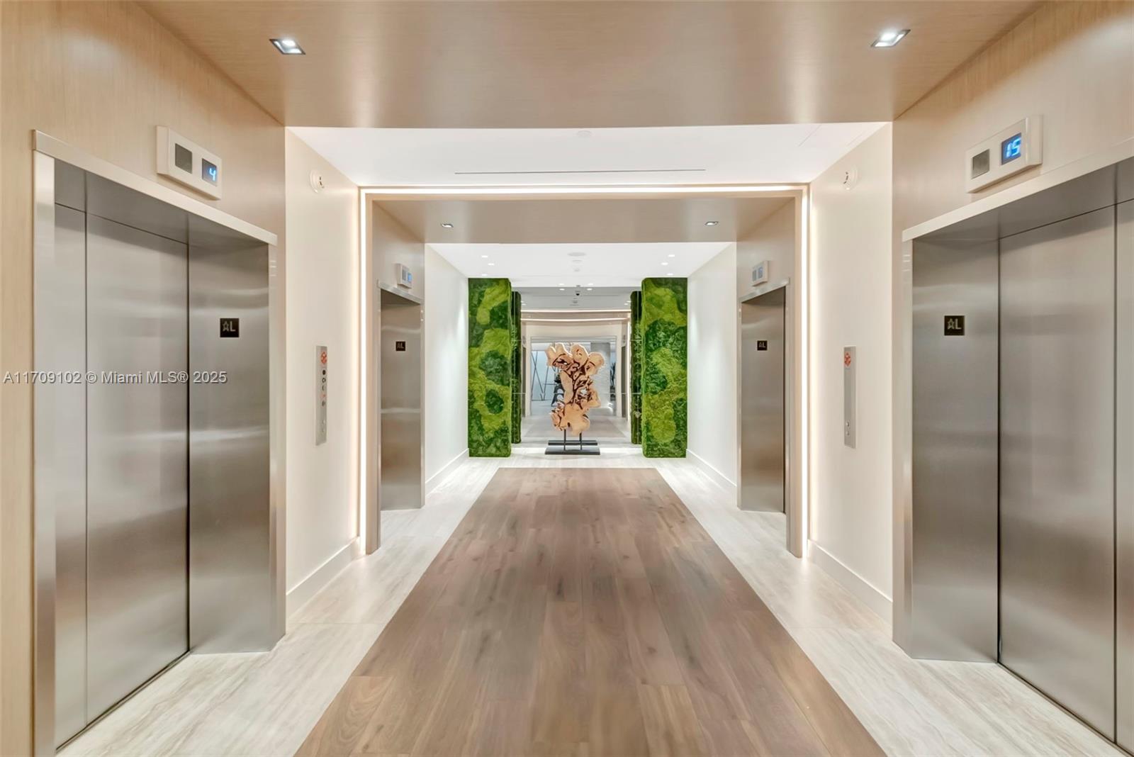 RONEY PALACE CONDO - Residential Lease