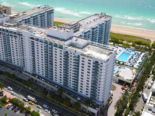 RONEY PALACE CONDO - Residential Lease