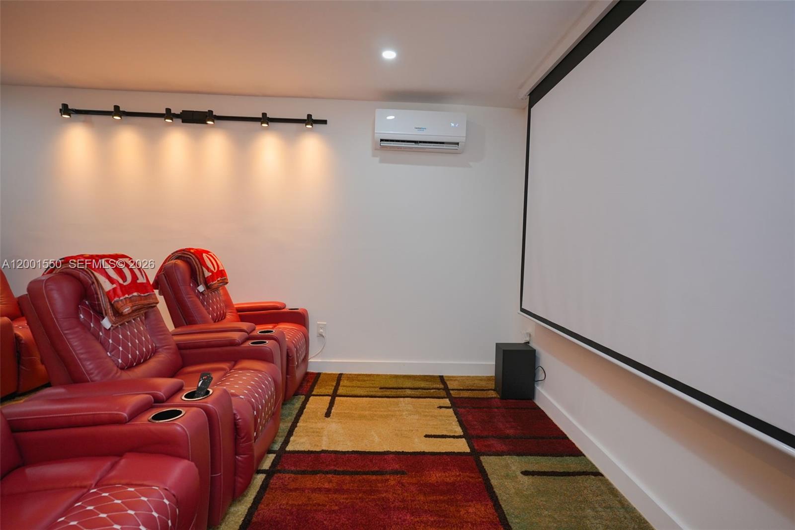 VILLAGE OF INDIANTOWN - Residential