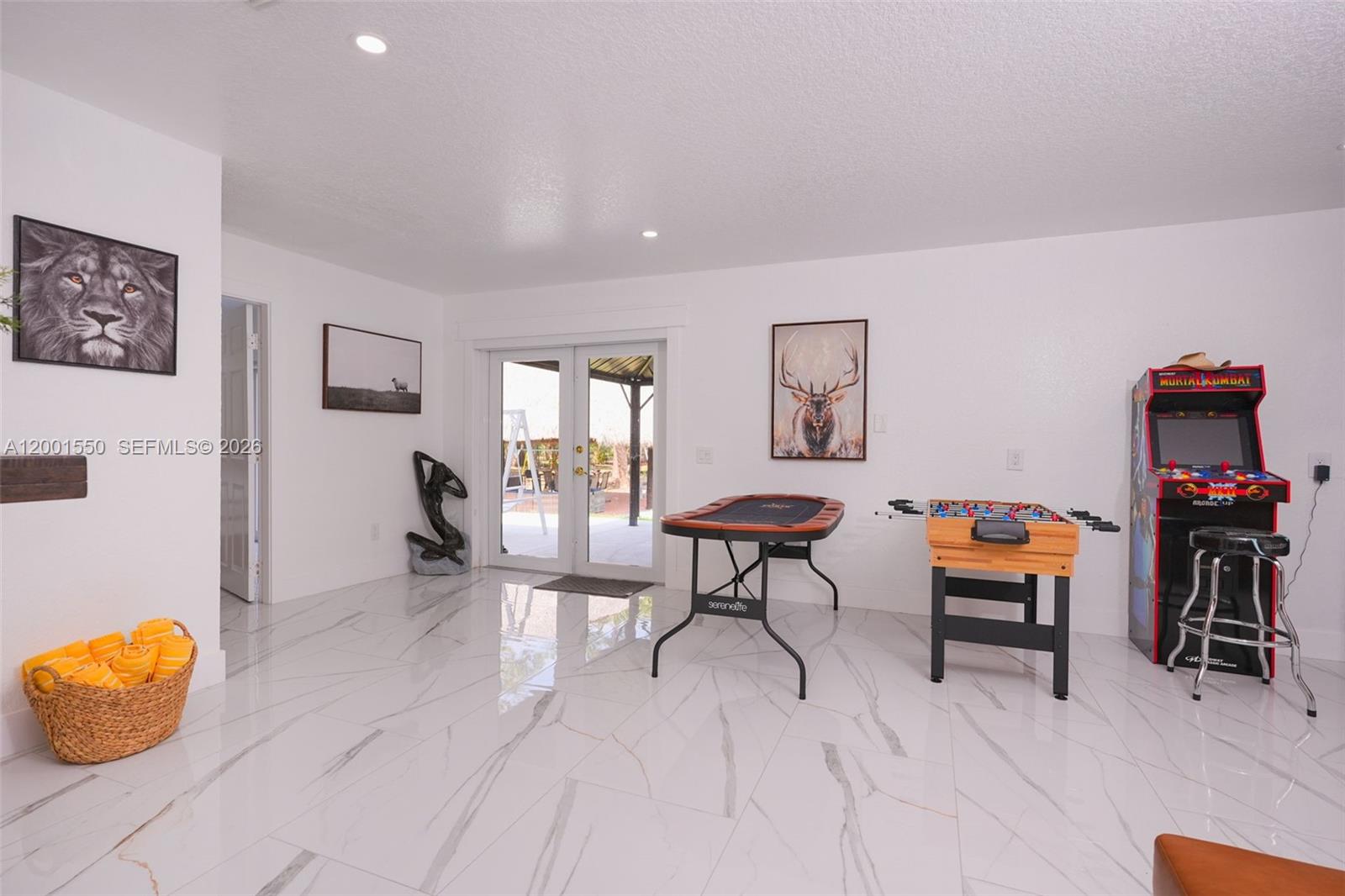 VILLAGE OF INDIANTOWN - Residential