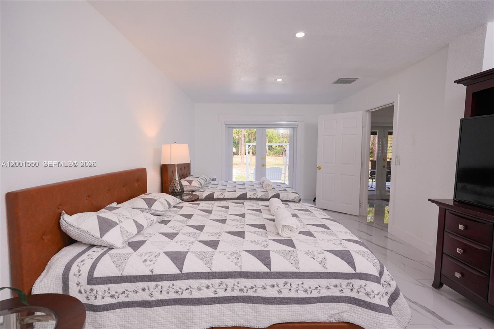 VILLAGE OF INDIANTOWN - Residential