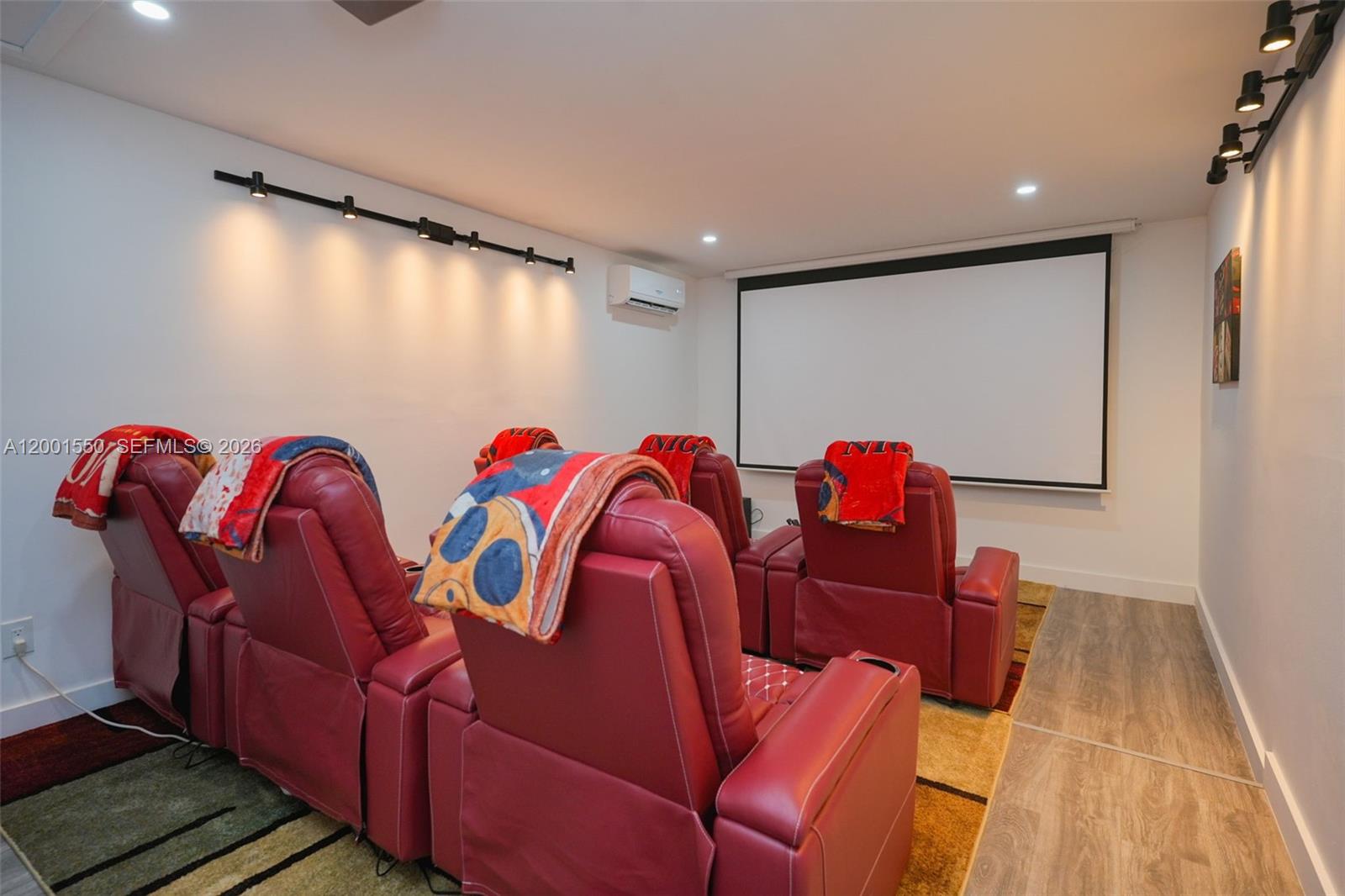 VILLAGE OF INDIANTOWN - Residential