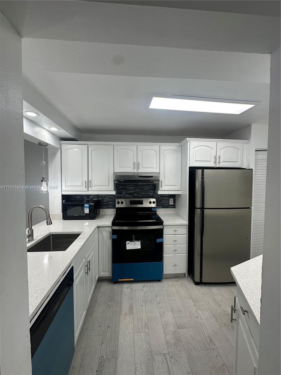 Property for Sale at 901 Ne 209th Ter 105, Miami, Broward County, Florida - Bedrooms: 2 
Bathrooms: 2  - $279,000