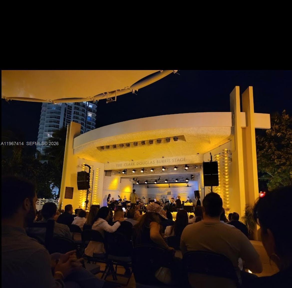 ISLAND POINT SOUTH CONDO - Residential