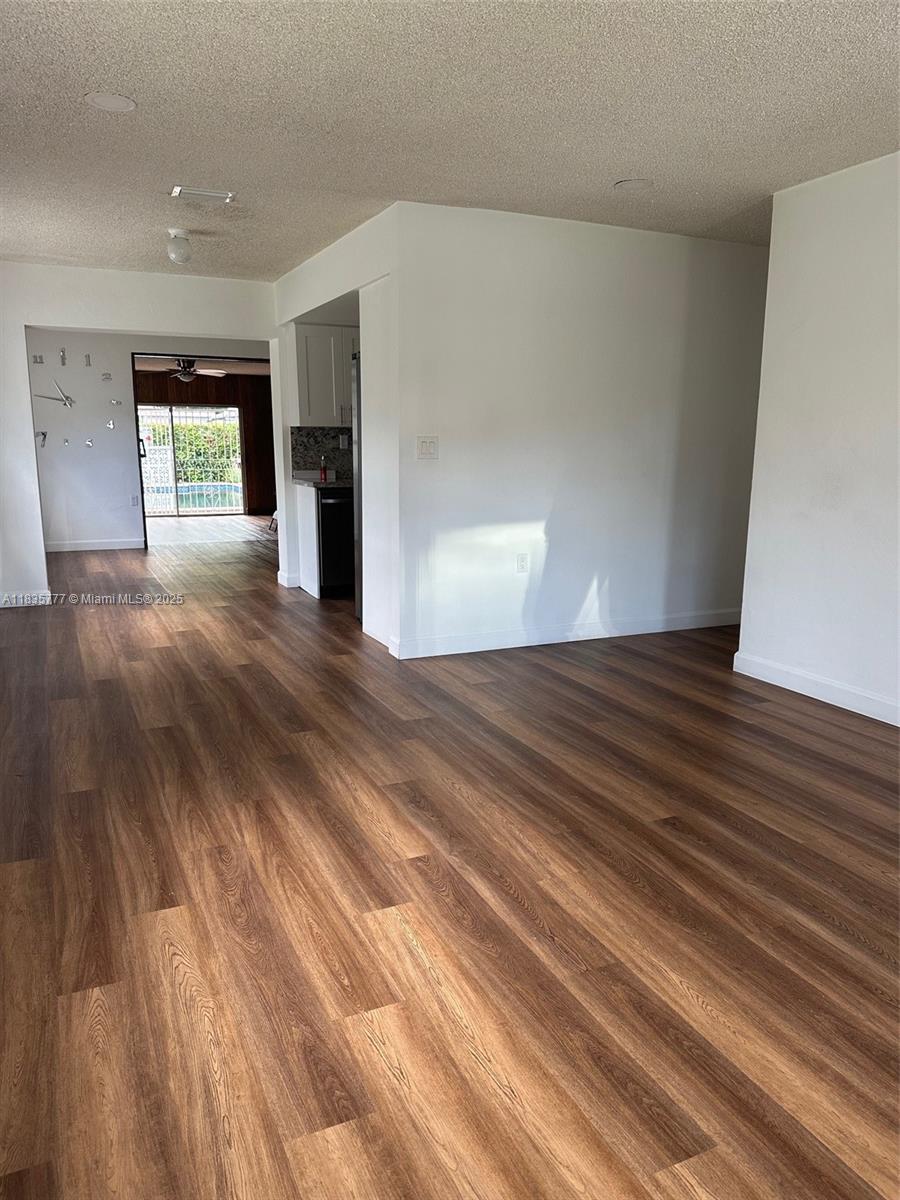 6547 SW 35th St, Miami, FL, 33155/$875,000 1 6547 SW 35th St