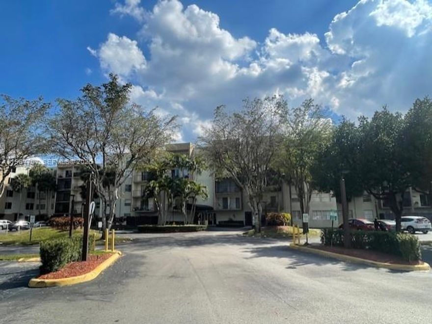 Well-maintained 3-bedroom, 2-bath condo featuring an inviting layout, and in-unit laundry. Huge walk-in closet in main bedroom. Impact windows and sliding door. Enjoy comfortable bedrooms, and a private balcony overlooking the community amenities. A wonderful opportunity to own a clean, charming residence in a desirable location. Centrally located near schools, shops and transportation.