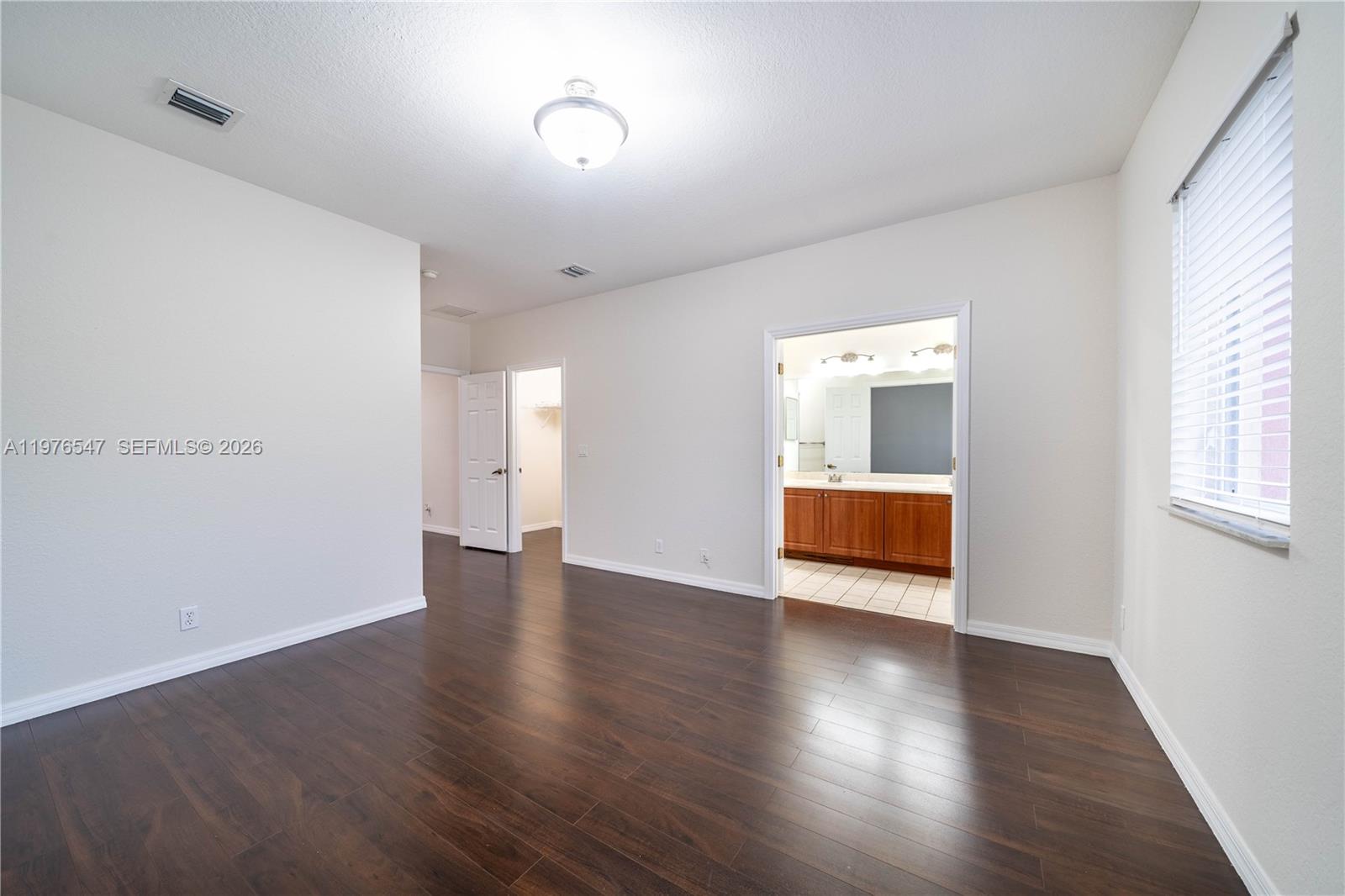 VILLAS AT OAK HAMMOCK - Residential Lease