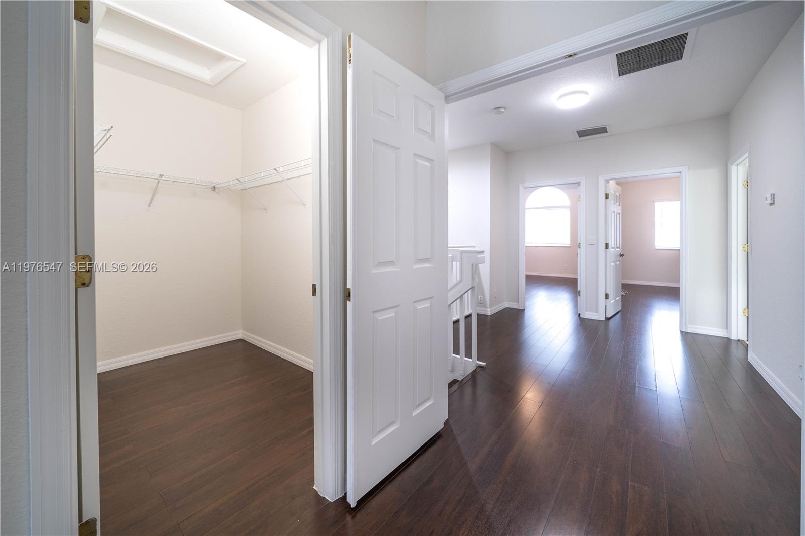 VILLAS AT OAK HAMMOCK - Residential Lease