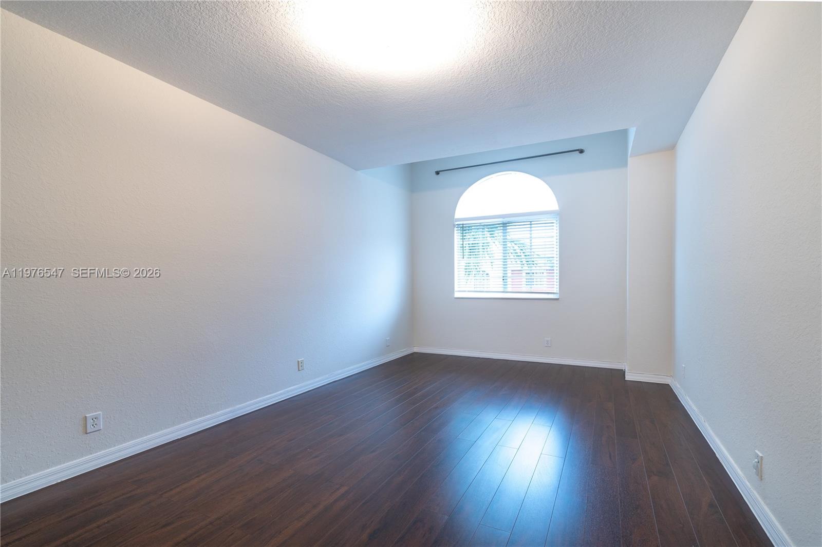 VILLAS AT OAK HAMMOCK - Residential Lease