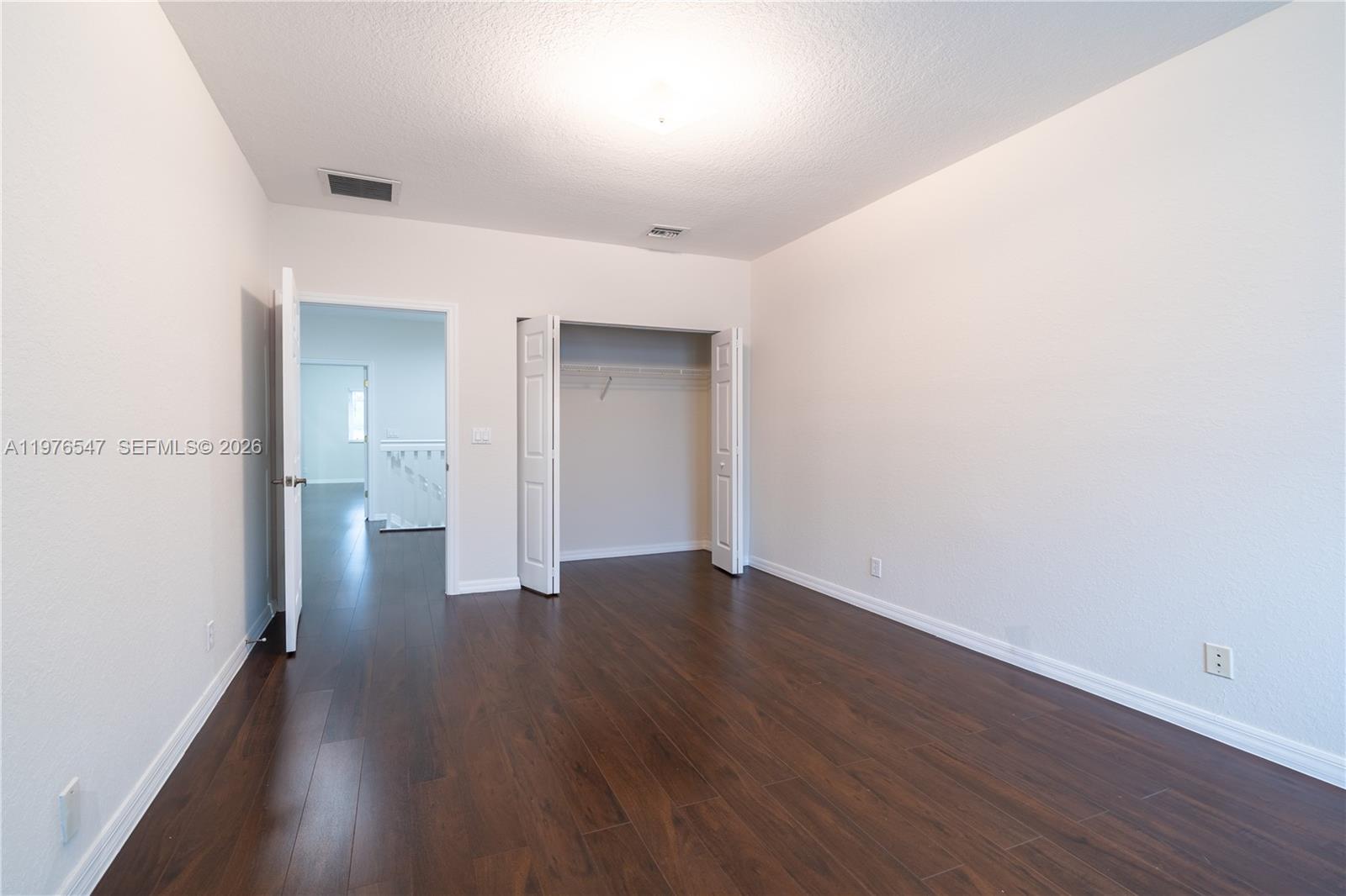 VILLAS AT OAK HAMMOCK - Residential Lease