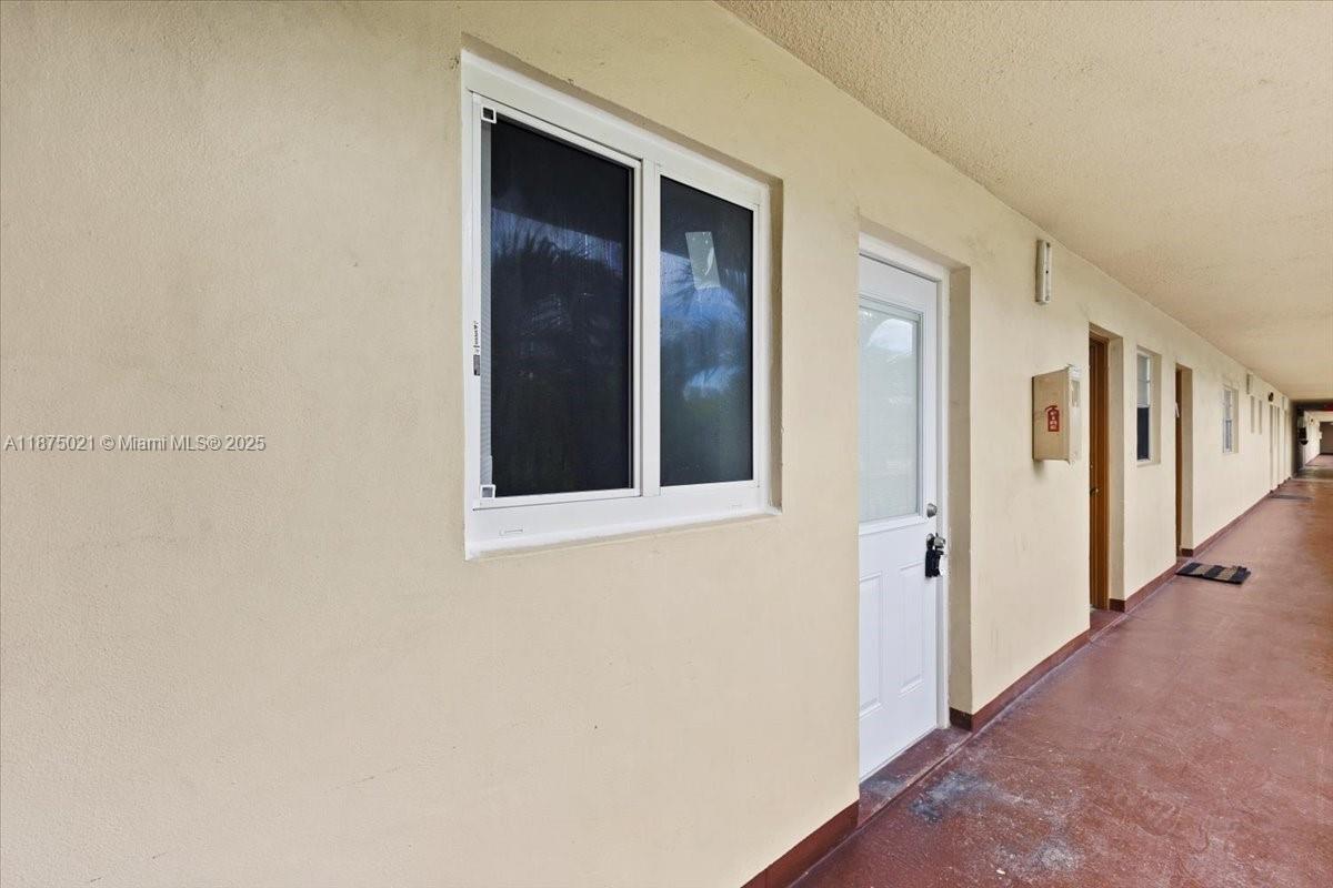 MEADOWBROOK TOWERS CONDO L - Residential