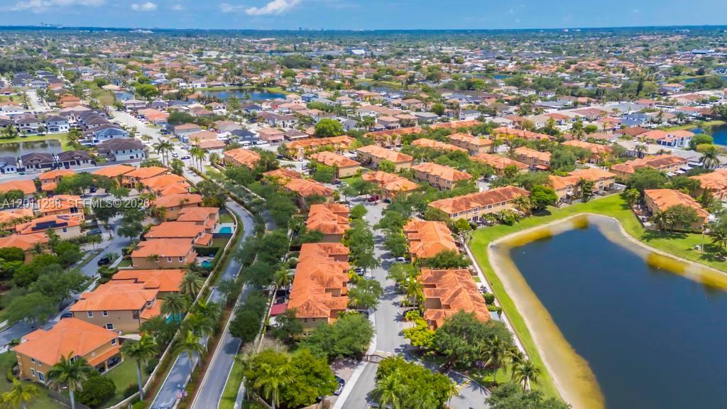 EGRET LAKES ESTATES SEC 2 - Residential