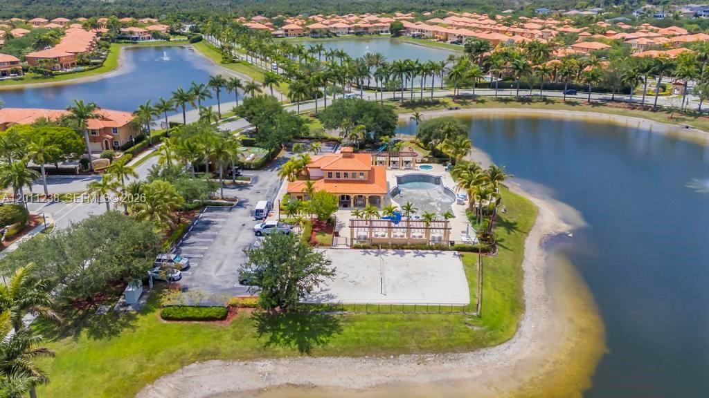 EGRET LAKES ESTATES SEC 2 - Residential