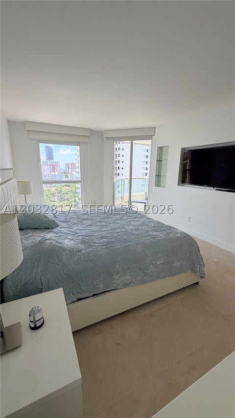 Tiny photo for 21205 Yacht Club Dr #1201, Aventura, FL 33180 (MLS # A12032817)