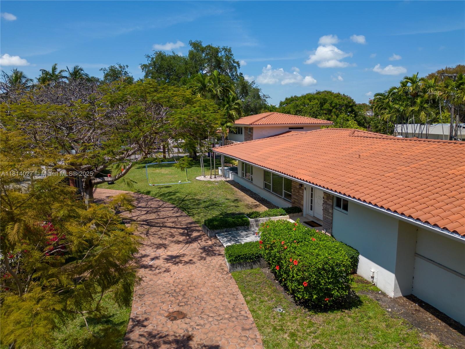 BAY HEIGHTS 1ST ADDN - Residential Lease